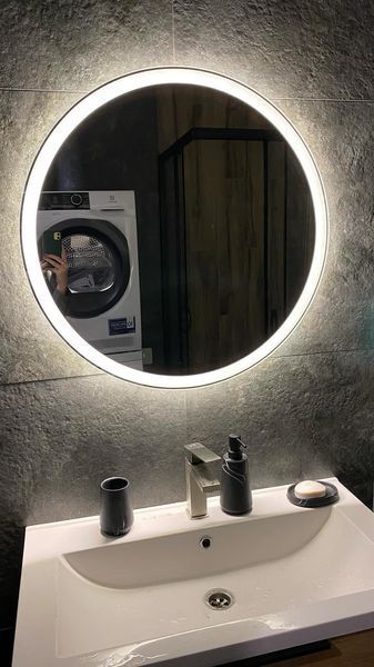 Дзеркало з LED-підсвіткою для ванної моделі No8 8 фото